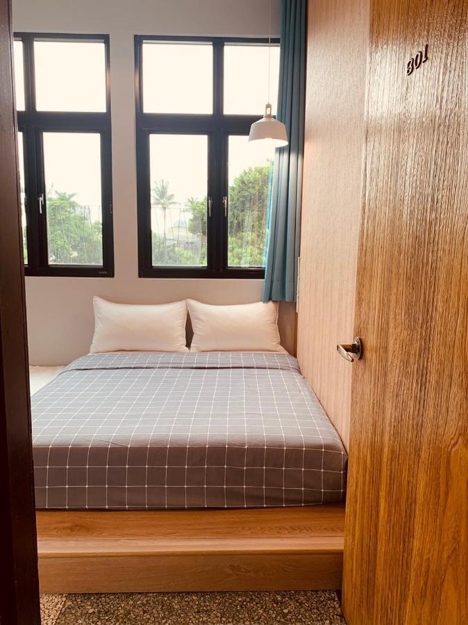 Oyaji Guesthouse-依人數床位數計價開放房型 Tainan Exterior foto