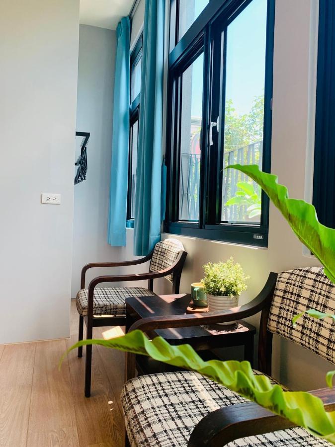 Oyaji Guesthouse-依人數床位數計價開放房型 Tainan Exterior foto